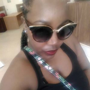 Meet your Posher, Ebonie